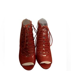 Vince camuto red booties